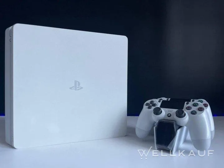 Ps 4 slim