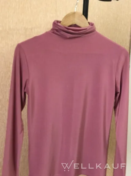 Neuer Rollkragenpullover