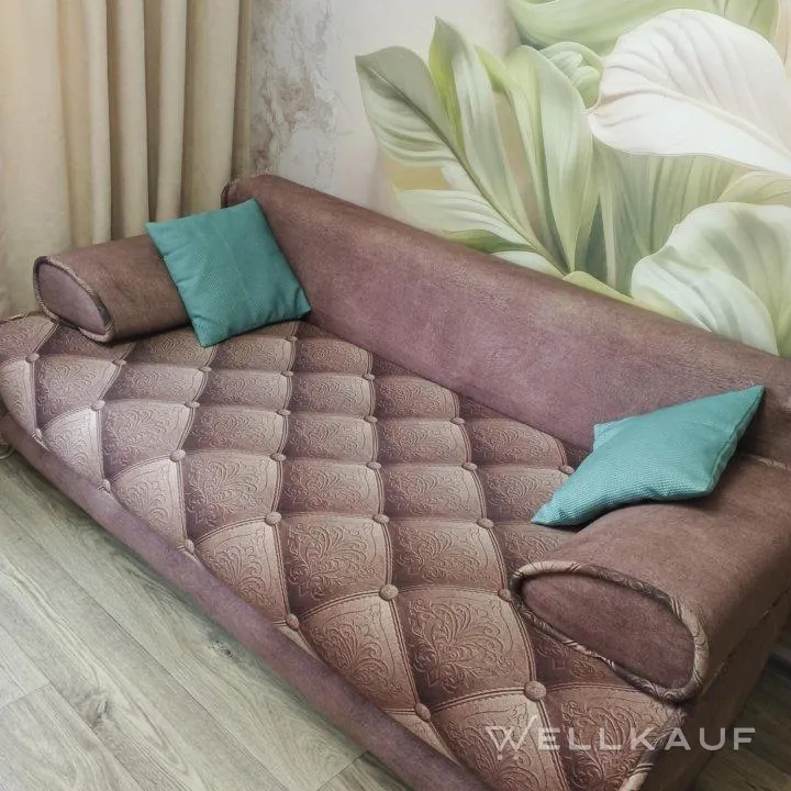 Ich verkaufe ein Sofa.