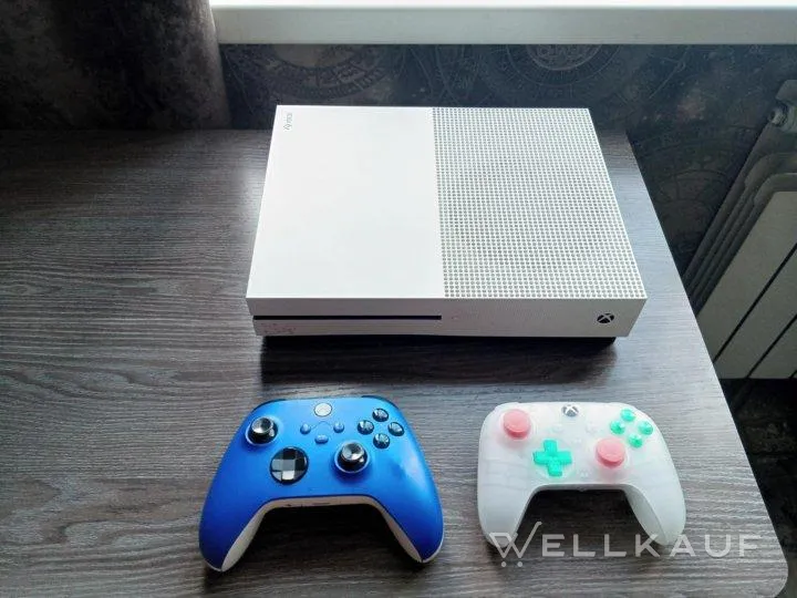 Xbox One s