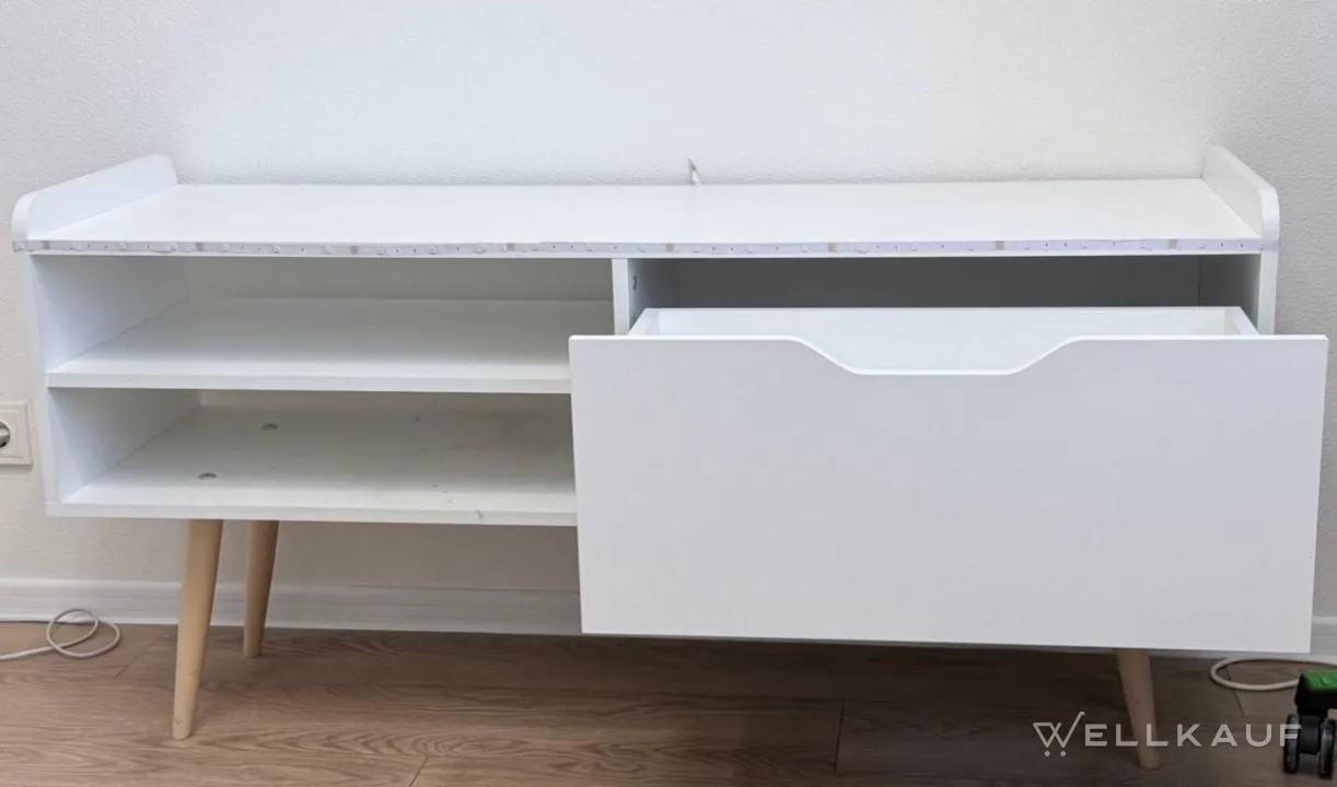 Regal fürs Wohnzimmer