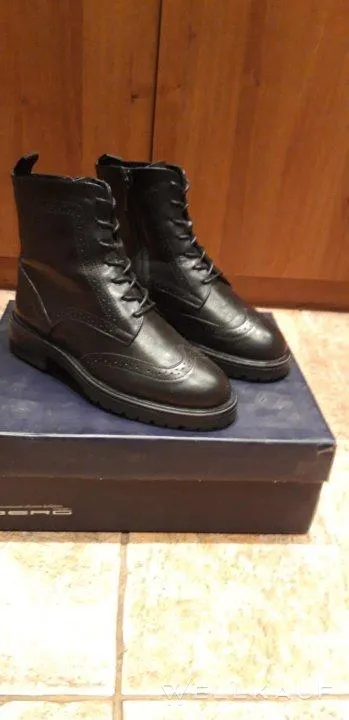 Winterstiefel Berg, Größe 35.