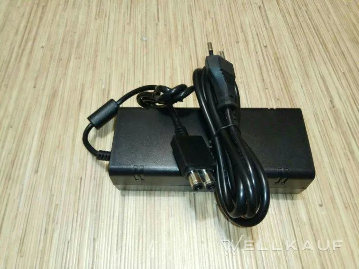 Netzteil für Xbox 360 S / E