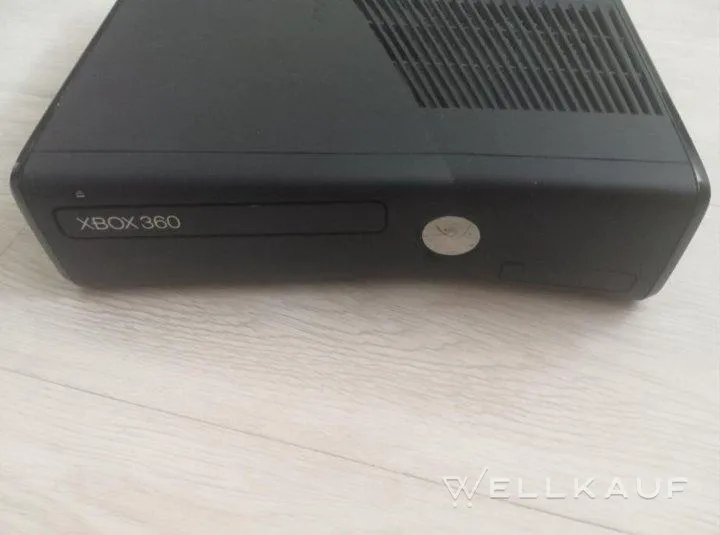Xbox 360 slim