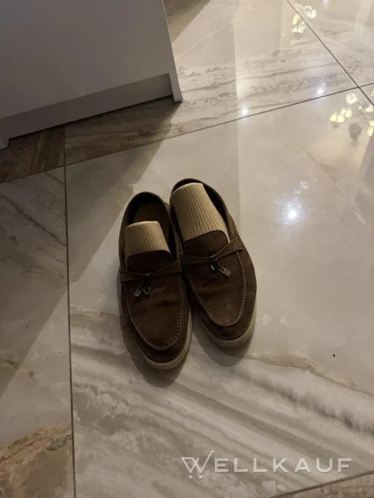 Loro piana summer walk