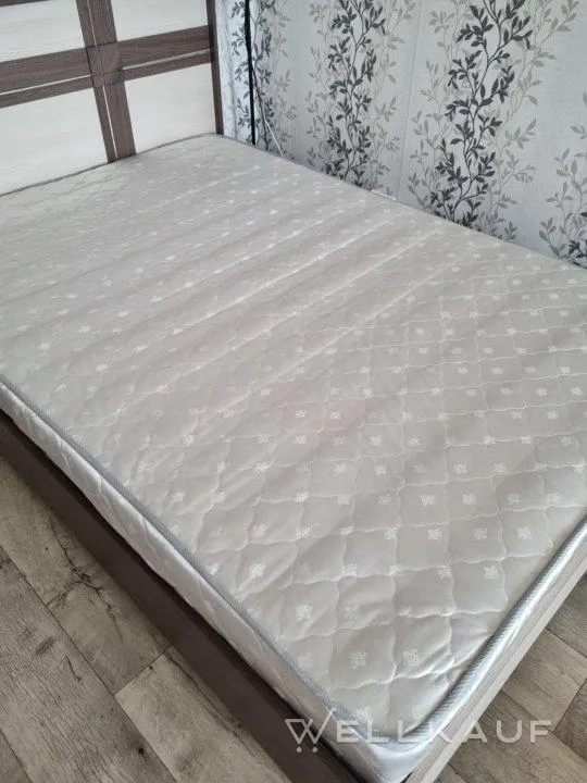 Gebrauchte Matratze 140x200 cm
