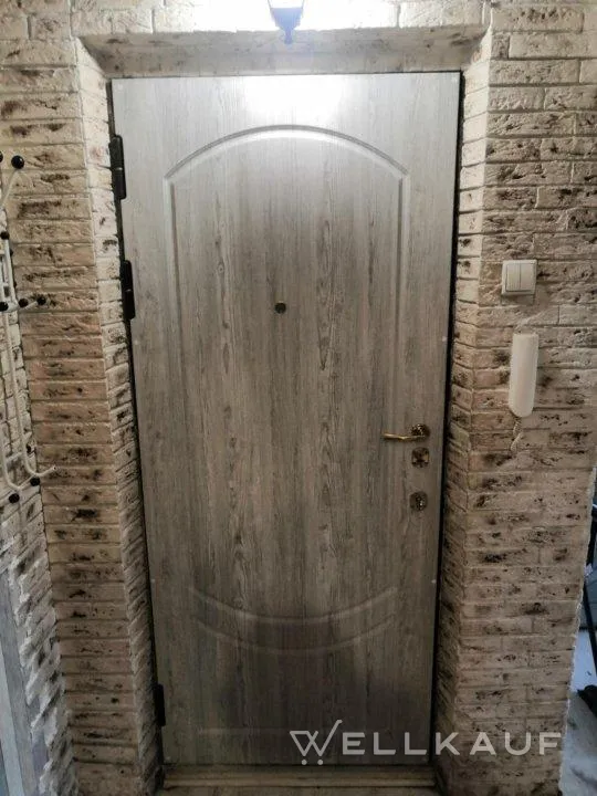 Eingangstürverkleidung 