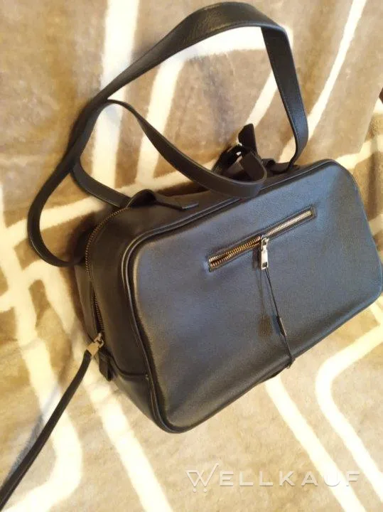 Voyage-Tasche aus Echtleder.