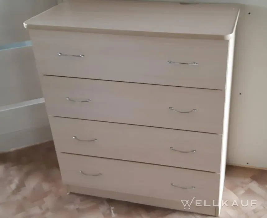Kommode zu verkaufen.