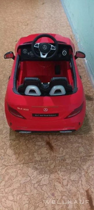 Mercedes-Benz SLC 300