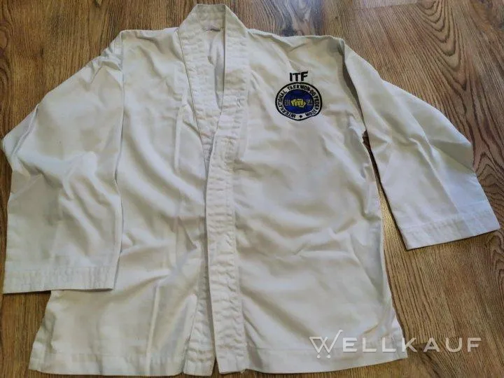 Taekwondo-Uniform