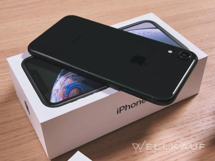 iPhone XR
