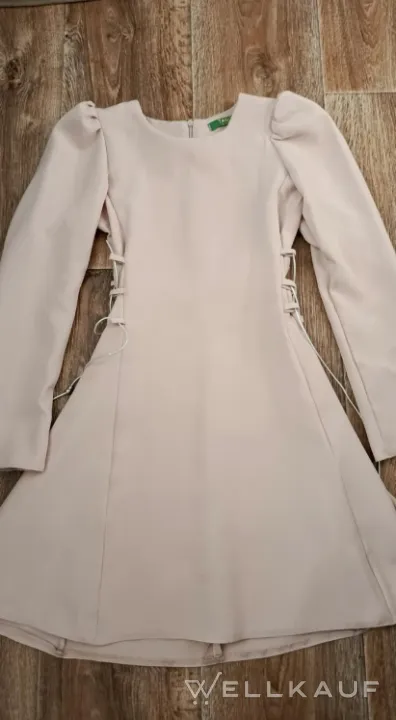 Kleid