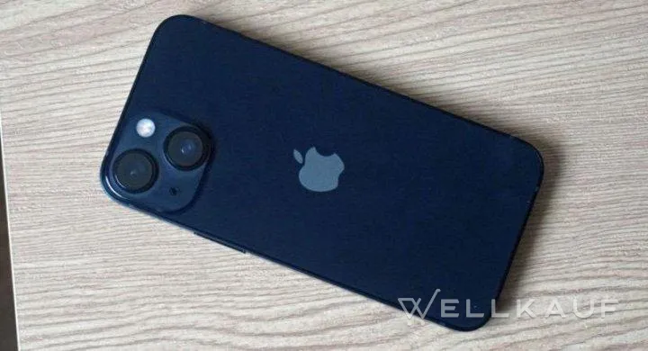 iPhone 13