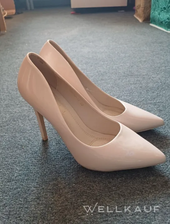 Beige Pumps