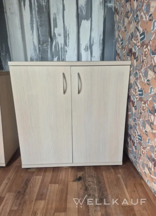 Standschrank