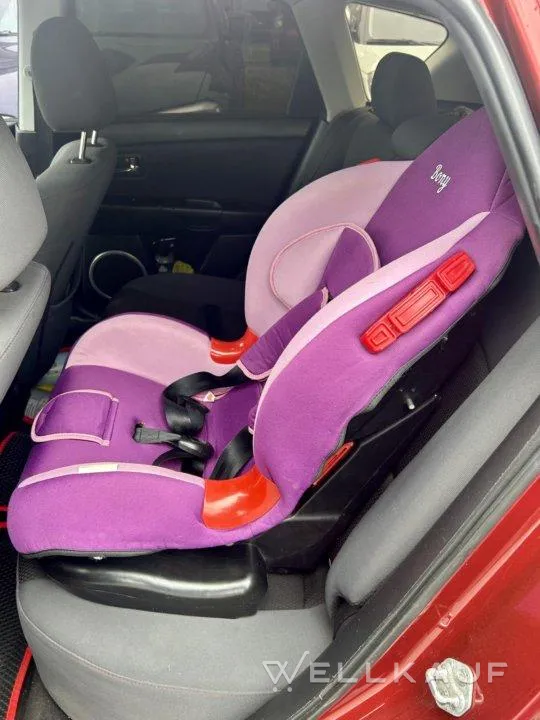 Kinderautositz 9-25 kg