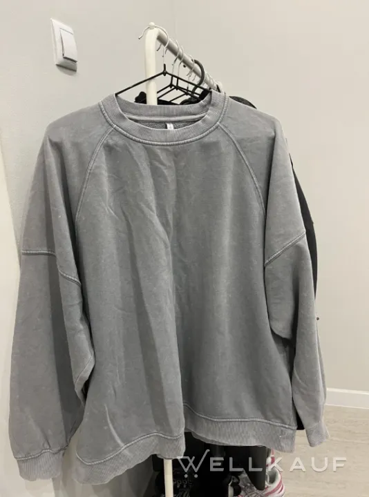 übergroßes Sweatshirt