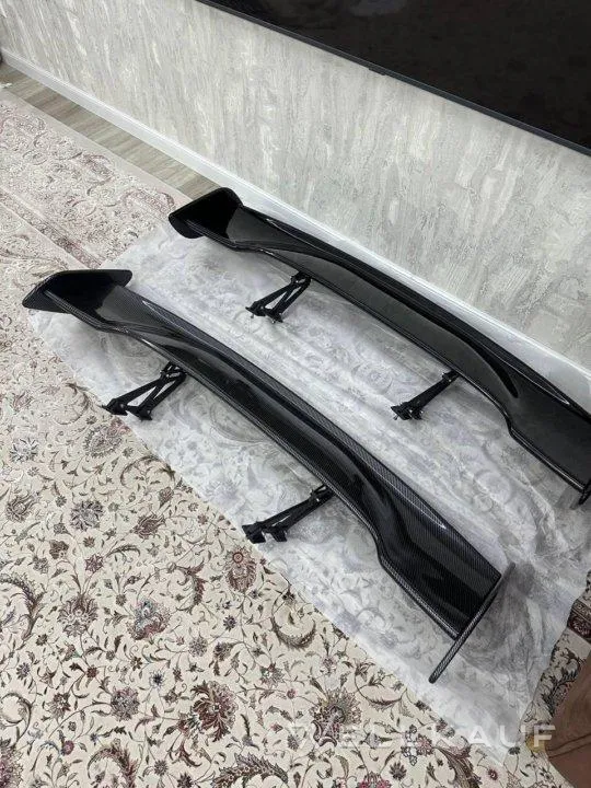 Heckflügel fürs Auto