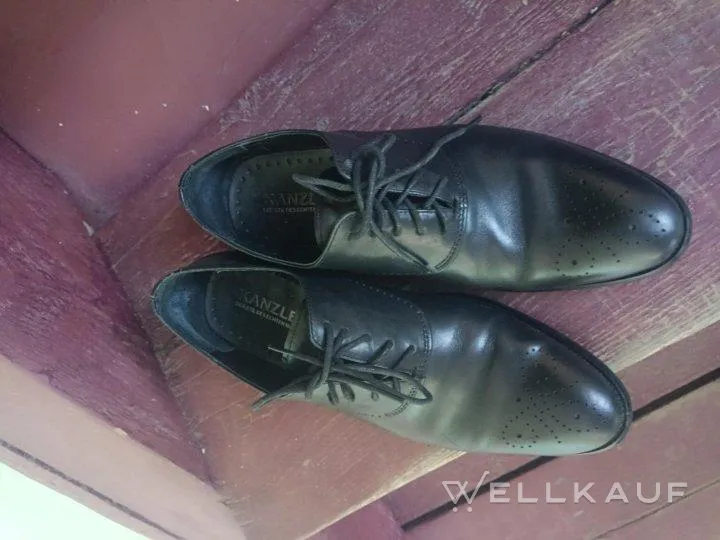 Herrenschuhe 